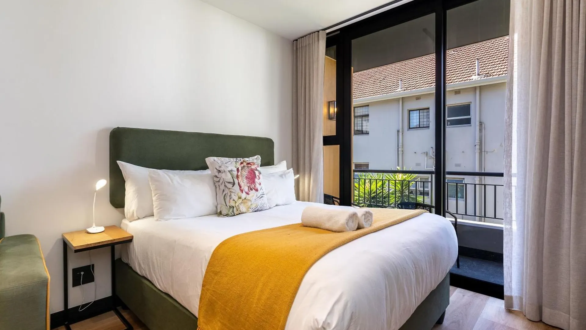 203 Marvol On Hall Sea Point Cape Town